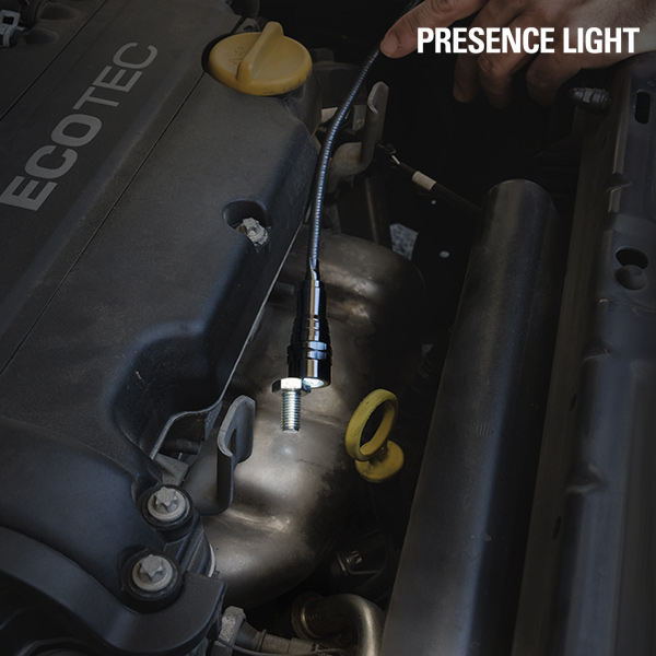 Presence Light Magnetisk dubbel­flexibel LED-ficklampa