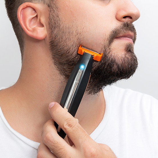 3-i-1 laddningsbar rakapparat