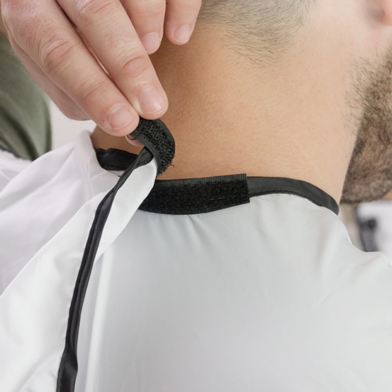 Skäggförkläde för trimning