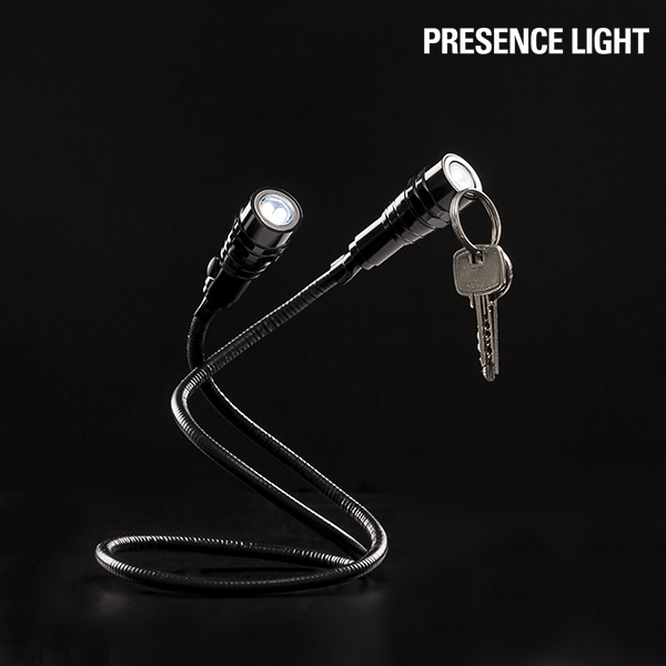 Presence Light Magnetisk dubbel­flexibel LED-ficklampa