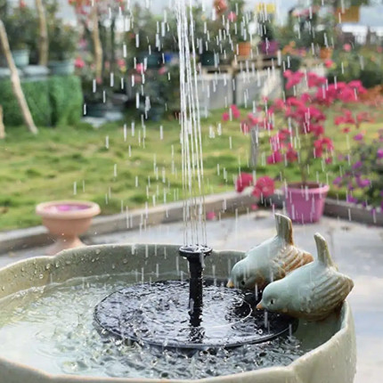 Solcellsdriven fontän