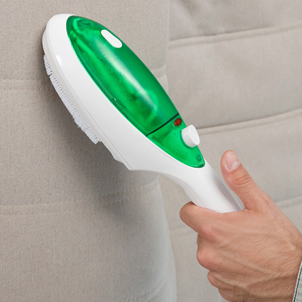 Ångstrykare i vertikal modell, 1000W (vit/grön)