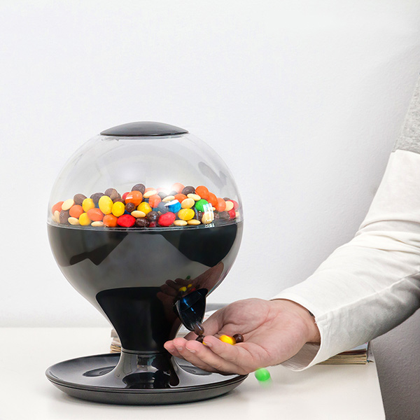 Rörelsestyrd godis- och snacksdispenser