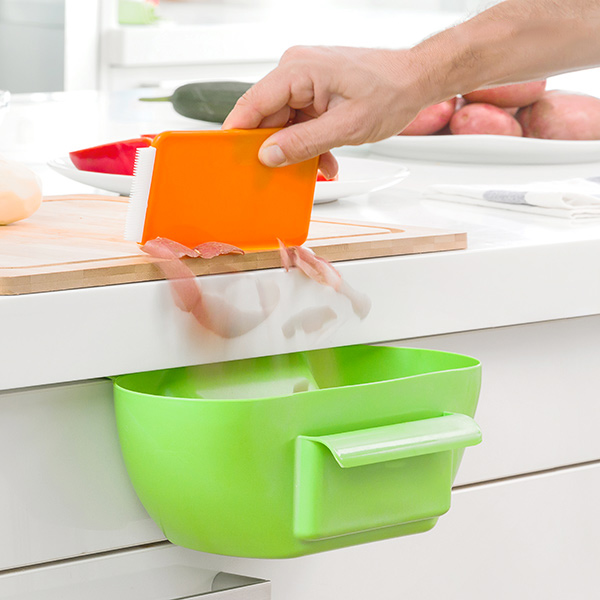 Hängande avfallsbehållare